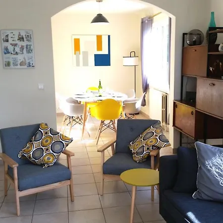 Stunning 4 Bed Contemporary With Private Pool Cancon